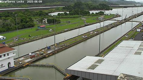 Webcam Panama Canal: Miraflores Locks
