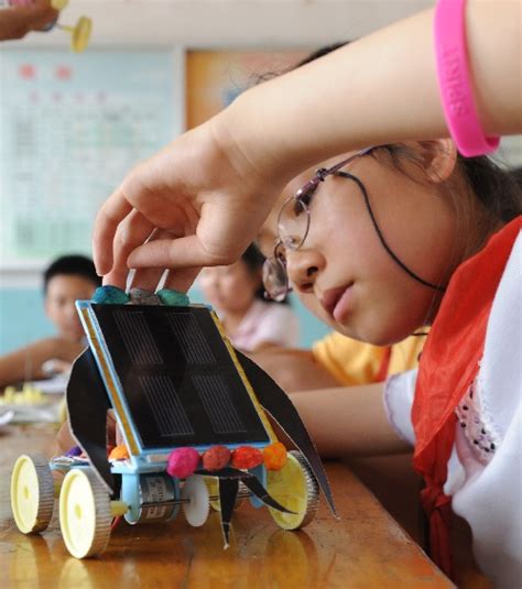 多功能摇篮机器人-第四届全国青少年人工智能创新挑战赛-单片机创意智造挑战赛比赛项目-蘑菇云
