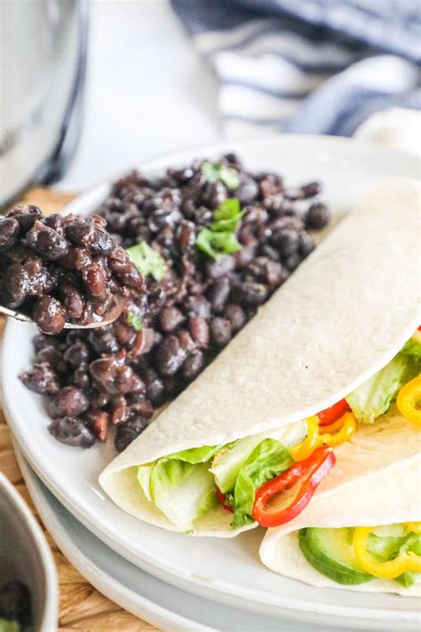 Crock Pot Black Beans · Easy Family Recipes