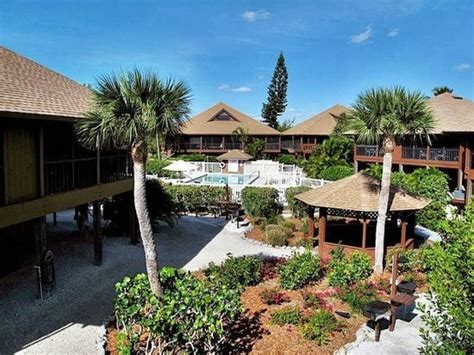SIGNAL INN BEACH & RAQUETBALL, INC. (Sanibel Island) - Apartment ...
