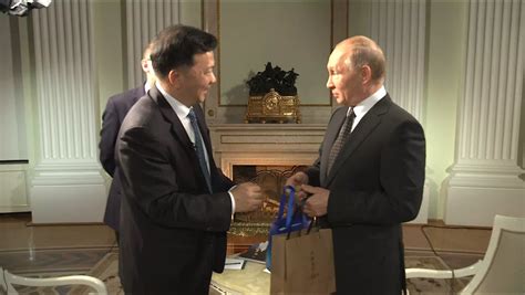 NBC专访普京的这段对话是在搞笑吗？？_哔哩哔哩_bilibili