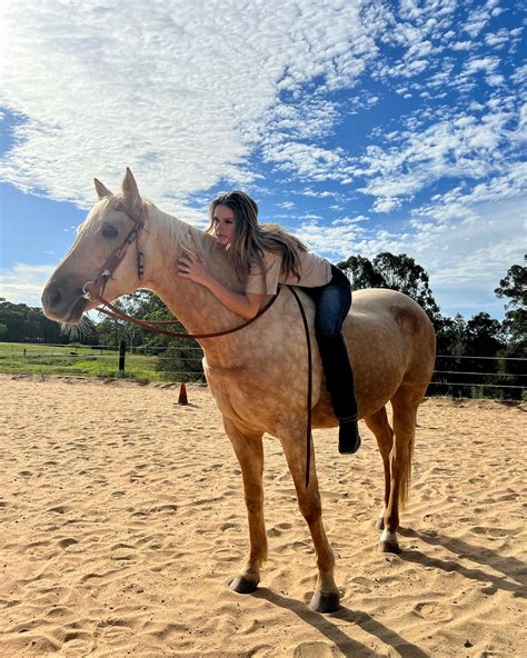 TAHLIA NICHOLS ♡ (@tahlia.nichols) • Instagram photos and videos