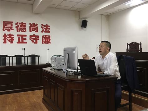 包头师范学院政治与法律学院特聘刘宏伟主任为客座教授