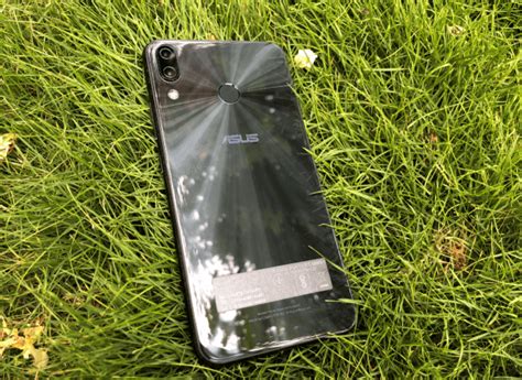 Asus Zenfone 5Z first impression: The new flagship phone killer in town ...