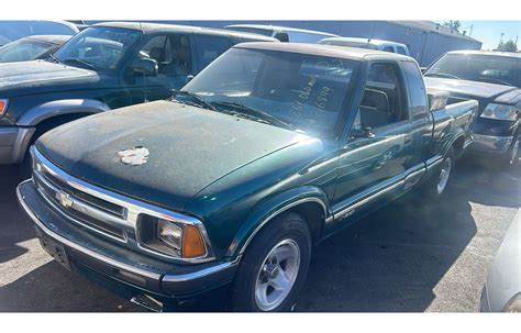 1996 Chevrolet S-10 Pickup