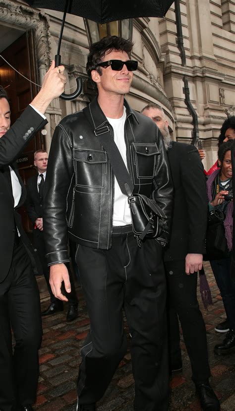 Men's Essential Clothing to Shop This Fall — Capsule Wardrobe Men