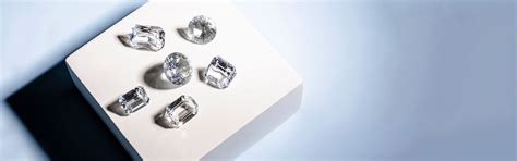 Buy White Sapphire (Safed Pukhraj) Stone Online at Best Price ...