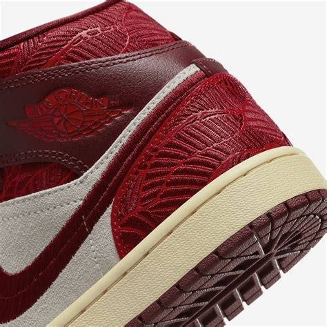 Air Jordan 1 Mid SE Tiki Leaf DZ2820-601 Release Date | SBD