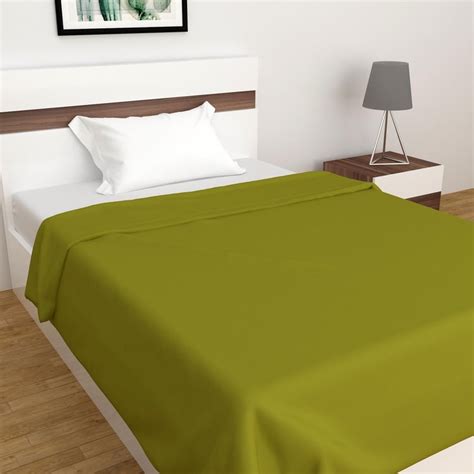 Buy Colour Connect Green Solid Single Blanket - 135x200cm from Home ...