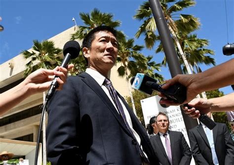 Hawaii Federal Judge Extends Court Order Blocking Trump Travel Ban ...