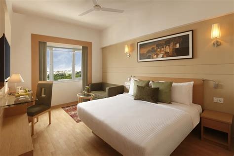Book Hourly Rooms at Lemon Tree Hotel Gachibowli Hyderabad | Mistay