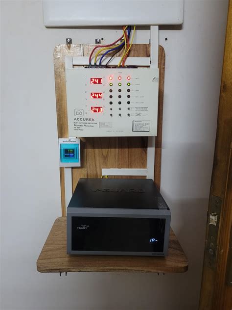 V-Guard VGMW 500 Plus Mainline Voltage Stabilizer (Black) : Amazon.in ...