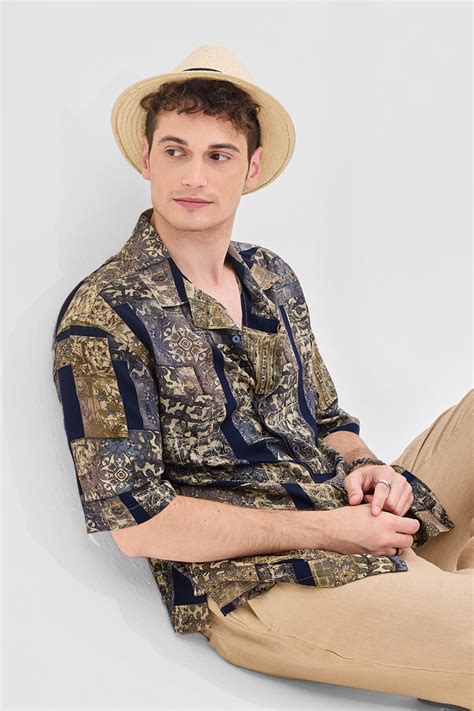 Buy Men's Cream Printed Box Fit Shirts Online | Snitch – SNITCH