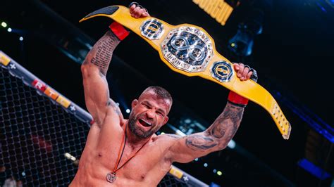 https://mediamanager.ws/images/0x0x1049x590-1360x765xmedia/pages/s/sportnet.sme.sk/2025/06/karlos-vemola.png