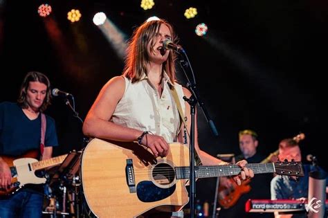 Mackenzie Moore @ Outlets at the Dells, Outlets at The Dells, Baraboo ...
