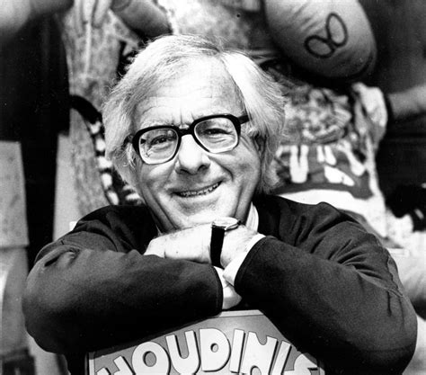 Ray Bradbury's FBI Files : Murder, Lists And Commie Science Fiction - Flashbak