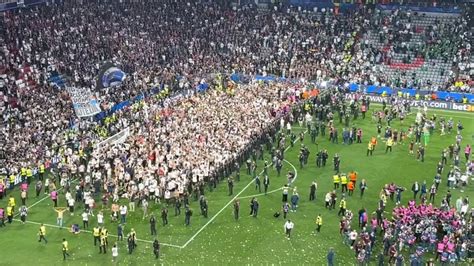 Champions League Final: PSG Fans Flood Pitch At Allianz Arena In Munich ...