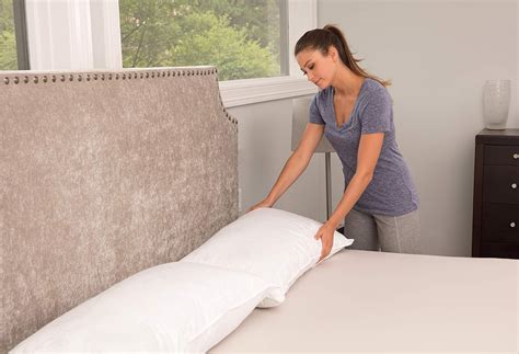 Buy Deluxe Comfort Dream Supreme Luxury Hotel Bed-Pillows, King, White ...