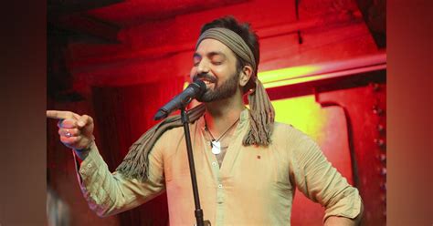Akhil Sachdeva Performing Live At Flyp @MTV On Valentines Day