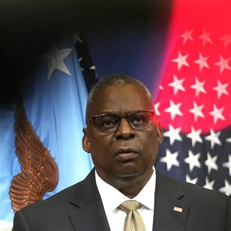 How Biden’s No-Drama Pentagon Chief Sparked a Beltway Saga - WSJ