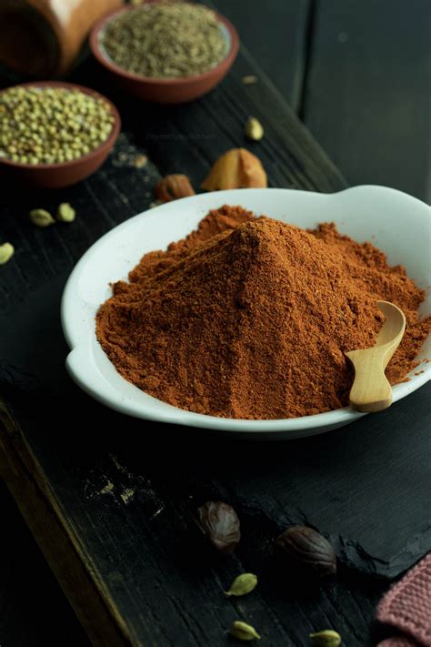 Easy Homemade Tandoori Masala Recipe (Tandoori Spice Mix) - Mommy and ...