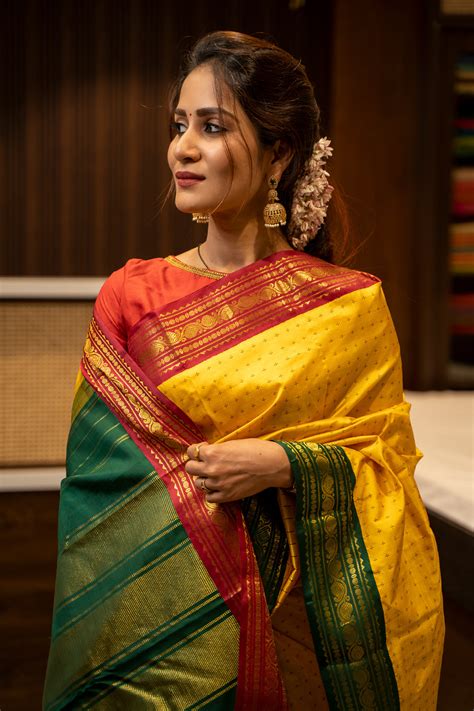 Yellow Plus Butta Ganga Jamuna Pure Kanjivaram Silk sari – Clio Silks
