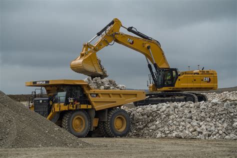 STET - The New Generation Cat® 395 has arrived