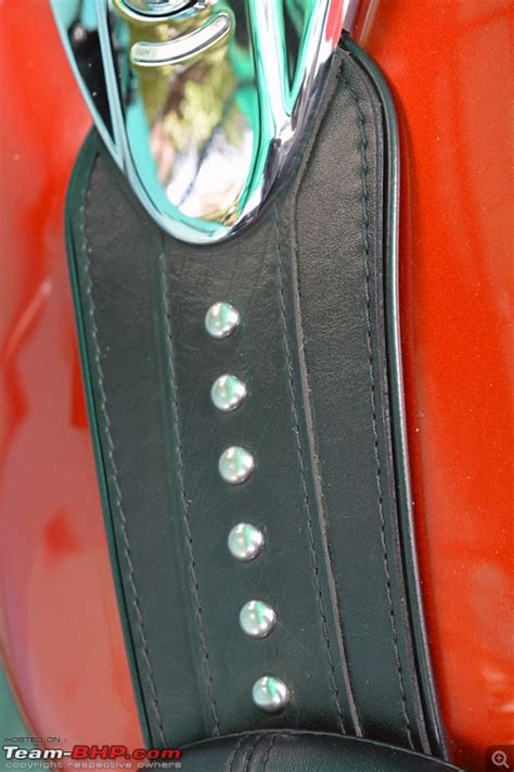 Harley-Davidson Heritage Softail Classic FLSTC: The Comprehensive ...