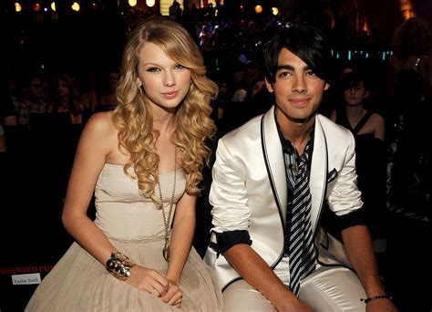 Taylor Swift's dating history: Full list of famous boyfriends