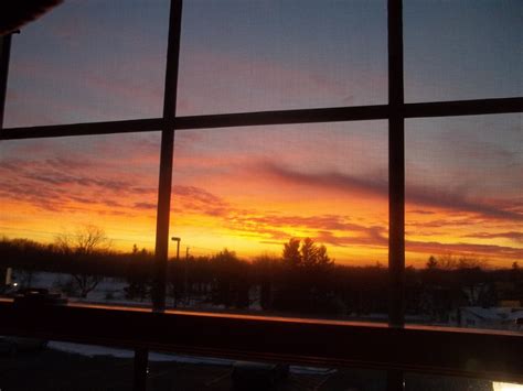 Sunset Window 的图像结果