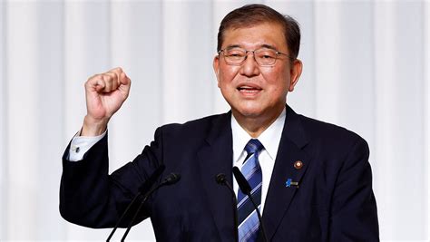 Novo primeiro-ministro do Japão revela formação de gabinete | CNN Brasil