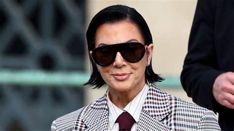 Kris Jenner Facelift: Surgeons Explain Procedure - News Directory 3