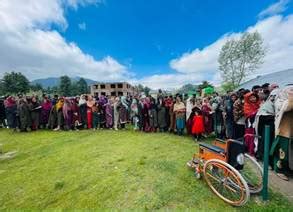 Srinagar PC records 36.58% voter turnout at 8 pm, highest in many decades