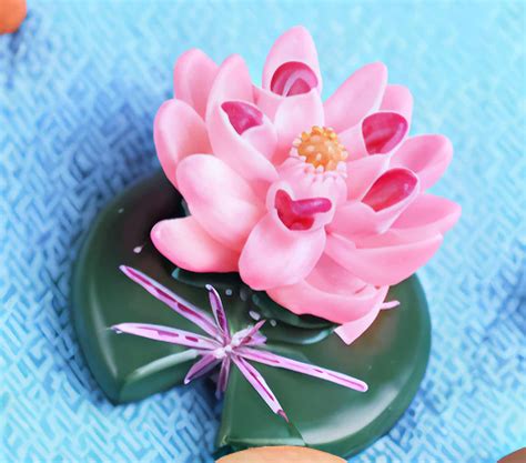 Miniature Lotus With Leaf – Brownwoods4art