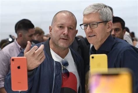 苹果首席设计官乔尼-艾夫离职 苹果市值损失90亿美元_手机新浪网