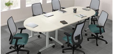 Huddle Room Table 的图像结果