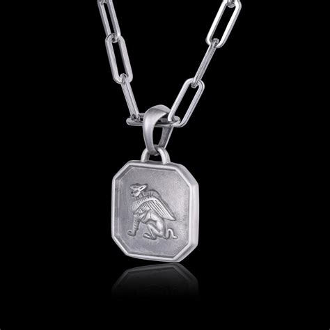 Buy Volante Locket Online for Men - Etchcraft Emporium