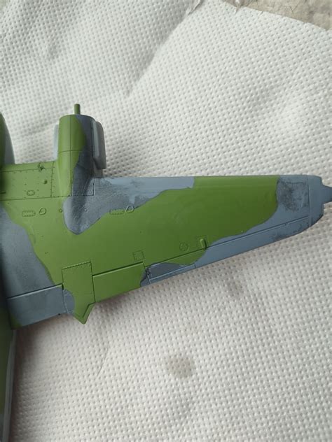 Tried masking with AK camouflage elastic putty. Greasy dark residue present where the putty was ...