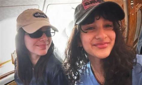 మహేష్ కుమార్తె సితార ఎవరిని కలిసిందో తెలుసా.? | Mahesh Babu's Daughter ...