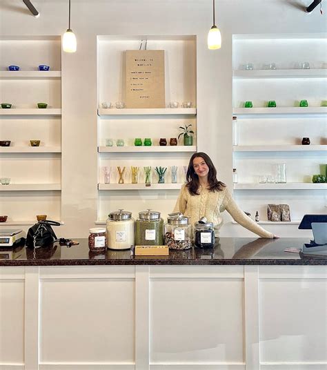 Local Business Owner 的图像结果