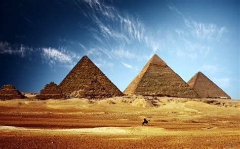 世界未解之谜：金字塔背后到底是什么？骗了人类千年的秘密曝光_腾讯新闻