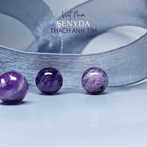 Explore birthstones - Precious gemstones for your birth month