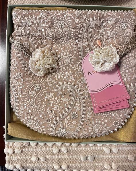 Collections – AMYRA