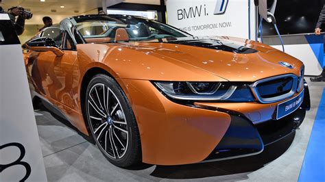 BMW i8 2018 - Price, Mileage, Reviews, Specification, Gallery - Overdrive
