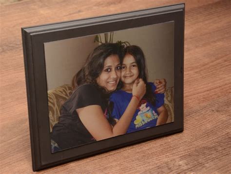 Print personalized frames in Mumbai. Valentine gift, Printing on aluminum.