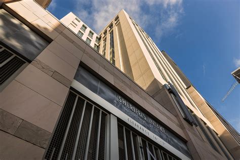 San Diego jail deaths shape CA sheriff oversight bill - CalMatters