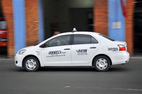 Getting Around Manila - Taxi, Jeepney, Uber, Grab, Bus, LRT, MRT and ...