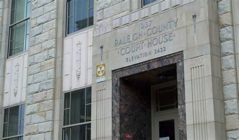Raleigh County Courthouse closing due to weather | WVNS