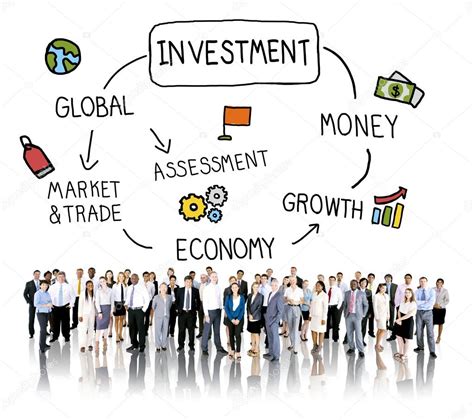 Group of Business People Standing Together 的图像结果