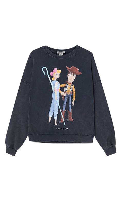 Sudadera Toy Story - Faldas de mujer | Stradivarius | Looks casuais ...